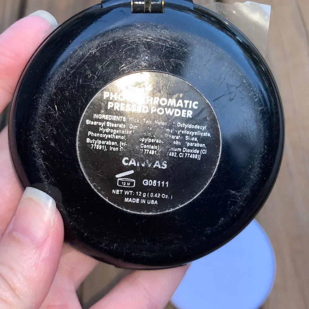 OSP Cosmetics Photochromatic Pressed Powder